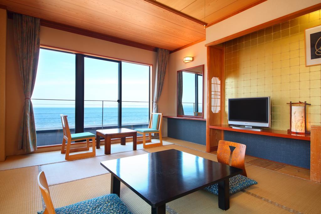 Seaside Hotel Mimatsu Ooetei Beppu Chambre photo